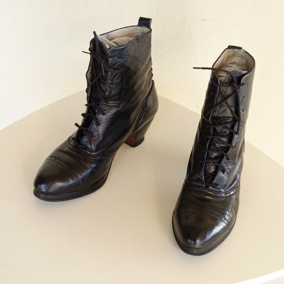 Handmade Sz 7 Victorian-Style Lace-Up Booties, Vintage - Picture 1 of 14